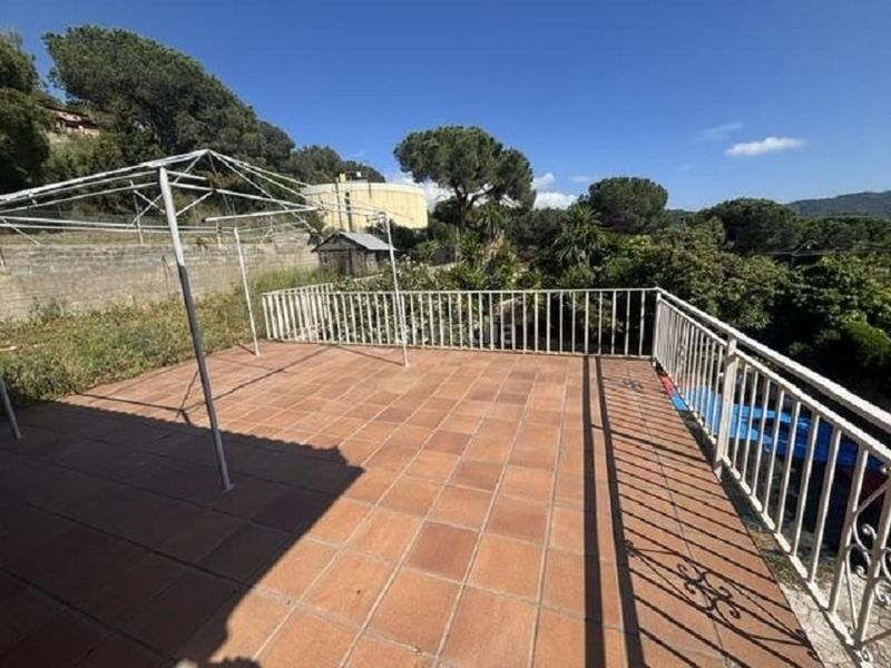 Foto d094a6f5-e757-4336-b5d2-88ba733c60d1. Casa amb calefacció aparcament a Vilanova del Vallès