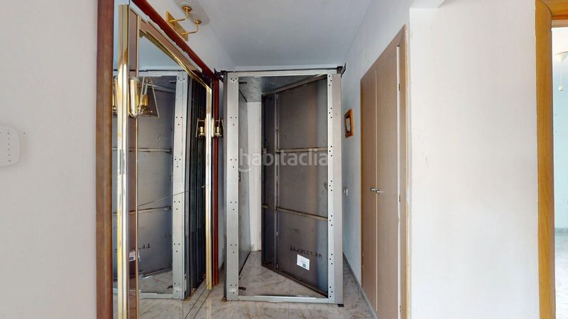 Foto f076f703-7dc3-4adb-8039-c871e23775a5. Casa amb calefacció aparcament a Vilanova del Vallès