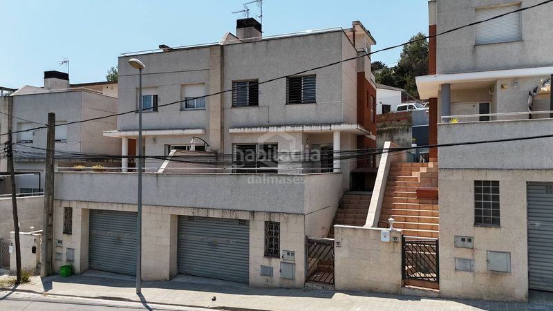 Foto 1462a270-cba9-4831-ad85-61ef8b178e3b. Casa adossada amb calefacció a Sentmenat