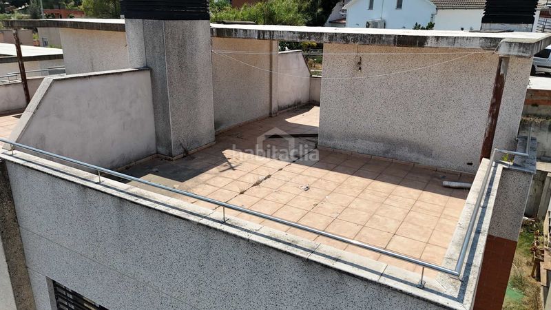 Foto b0cefae0-67ae-493a-97f0-42e24e07d5cb. Casa adossada amb calefacció a Sentmenat