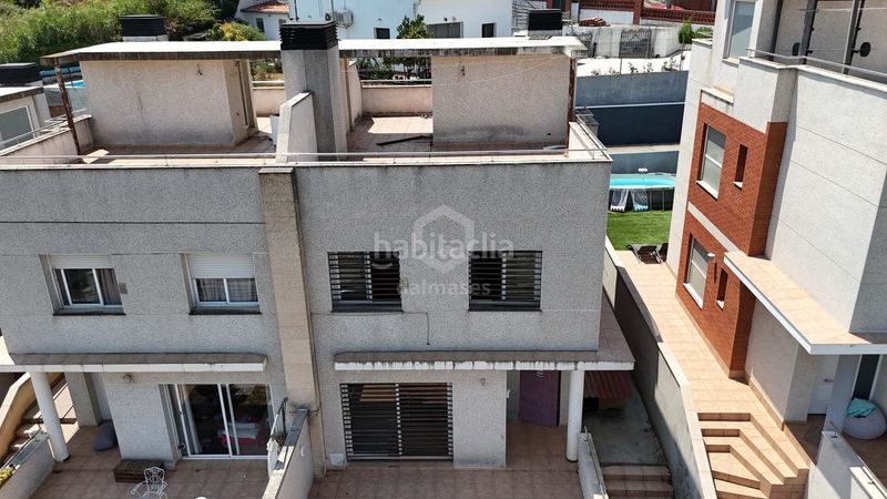 Foto b5dff1d0-482d-4e4b-be93-5aa06d6a5cfb. Casa adossada amb calefacció a Sentmenat