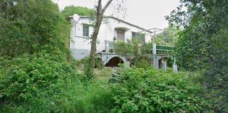 Casa  Les esplanes. Chalet en urbanización les esplanes  campins