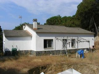 Casa  Arenys. Casa unifamiliar en calle arenys  dosrius