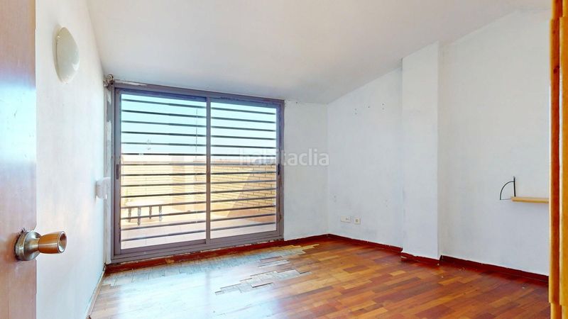 Foto 41e21468-ba0d-4867-93c8-1eb9ff6fa653. Pis amb calefacció a Egara Terrassa