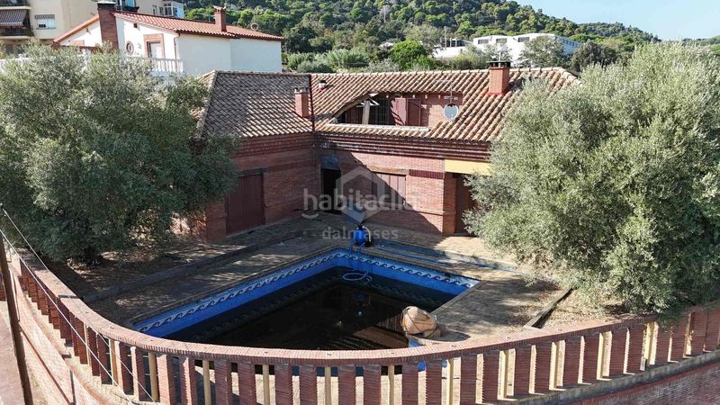 Foto ac9b467e-7226-4ffa-bfbe-dc5bfa30b52e. Casa amb calefacció aparcament piscina a Caldes de Montbui