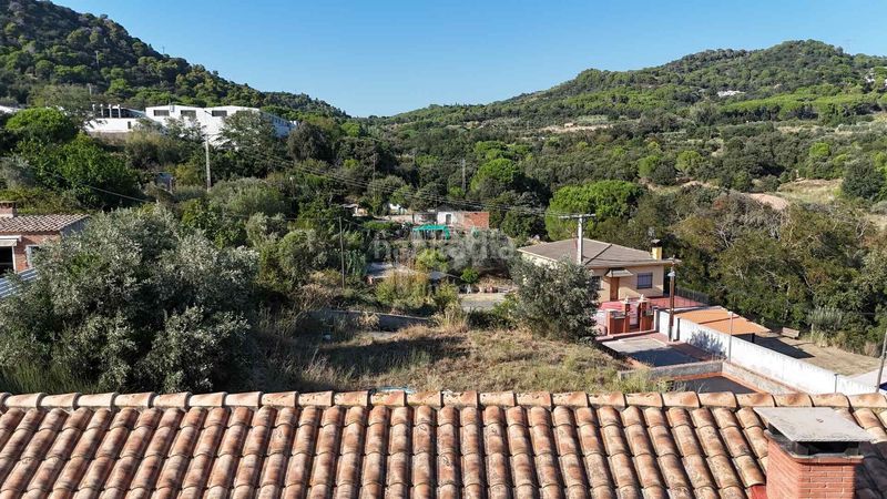 Foto b4539c08-2d77-43e7-8b72-32604cba7989. Casa amb calefacció aparcament piscina a Caldes de Montbui