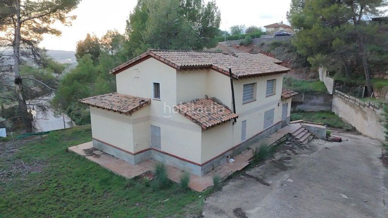 Foto 57e020f9-edf5-4ce6-af66-52a9758a0b6b. Haus mit parking in Abrera