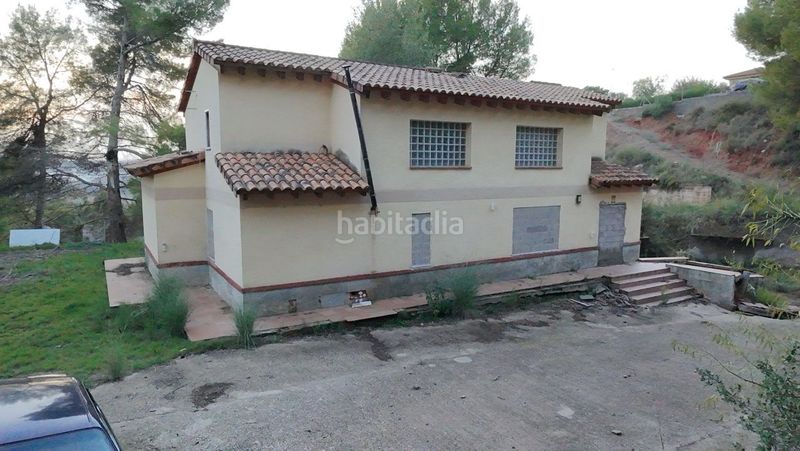 Foto cc2a6688-6168-4742-ae70-23ca0e6dd061. Haus mit parking in Abrera
