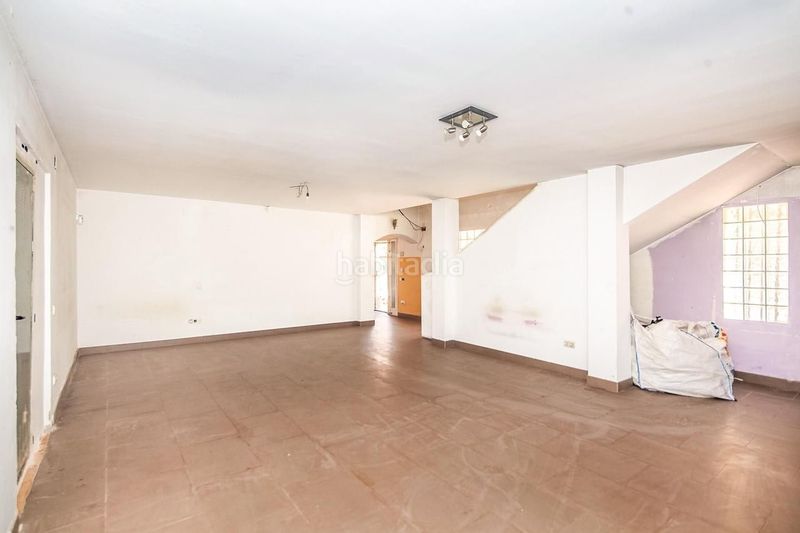 Foto e876ec09-ea4f-4e3c-9ef9-4338e59edf6a. Haus mit parking in Abrera