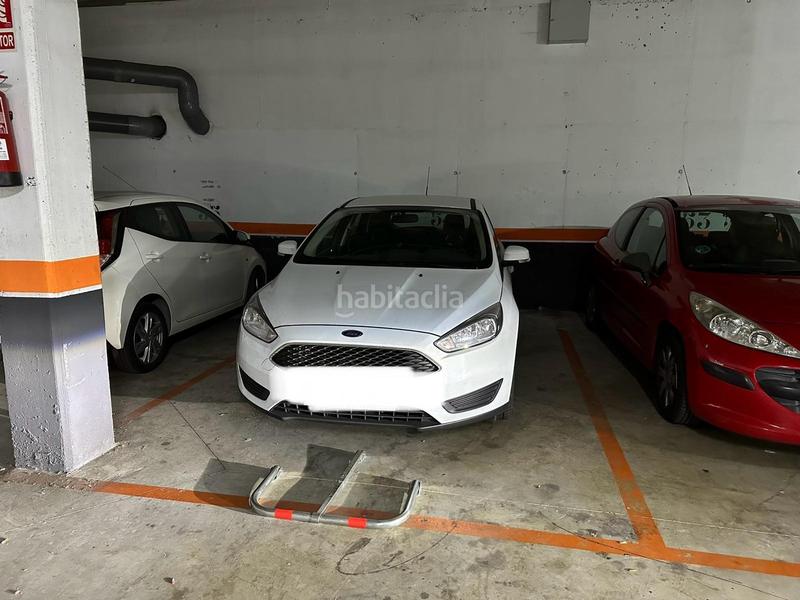 Foto 78c9eef1-db8f-48df-b929-494639f26840. Autoparkplatz in Sant Pere Tordera