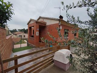 Xalet a Niàgara Parc -Àgora Parc. Casa ágora park