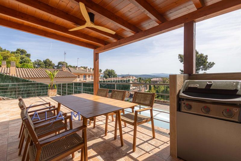 Foto cfb8b95f-6f51-453e-aa7f-c216432ab3bb. Casa espectacular casa con piscina privada en Palafolls