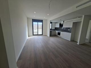 Àtic a Major 31. Pisos totalmente reformados a estrenar en pleno centro de palafo