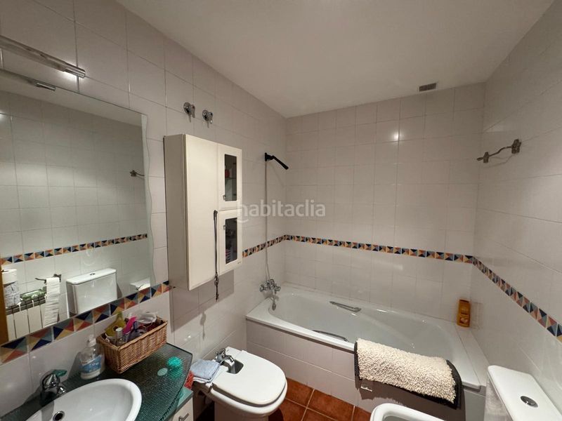 Foto 2745582f-e4ae-401d-9db3-64ce64990e9f. Casa adossada amb aparcament a Mont Ferrant-Joan Carles I Blanes