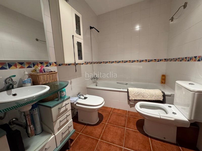 Foto 7b8c2e9e-8cc8-4645-8c07-0b9bbcc9debd. Casa adossada amb aparcament a Mont Ferrant-Joan Carles I Blanes