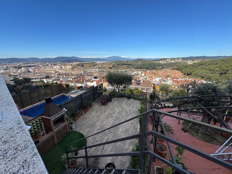 Foto a01ddacb-a1ae-4f94-8bee-c3f00520dc05. Casa adossada amb aparcament a Mont Ferrant-Joan Carles I Blanes