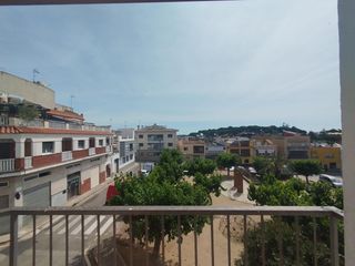 Casa a schiera in Palafolls. Espaciosa casa adosada con garaje privado en san luis de palafol