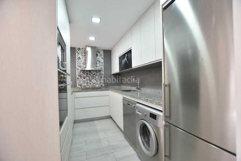 Foto 4a2df364-e518-43b7-a515-6a97e8a9167e. Miete etagenwohnung in Camino de Ronda Granada