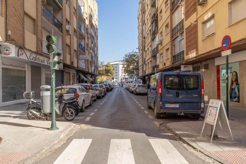 Foto f9e315b3-226c-4287-bd1c-734bed9c17b3. Rent flat in Camino de Ronda Granada