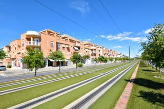 Rent Flat in Albolote. A pocos metros de la parada de metro juncaril