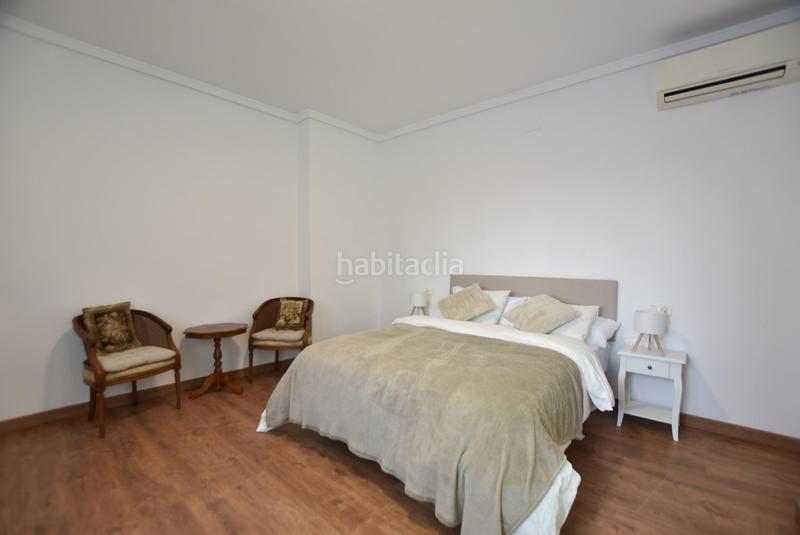 Foto cf195a3d-c64e-43b6-8d8d-56eb16161381. Alquiler chalet junto cuesta escoriaza en San Matías - Realejo Granada