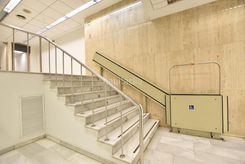 Foto 24bb6c24-531c-4cdb-b9ea-279be828aa9d. Location local commercial dans Camino de Ronda Granada