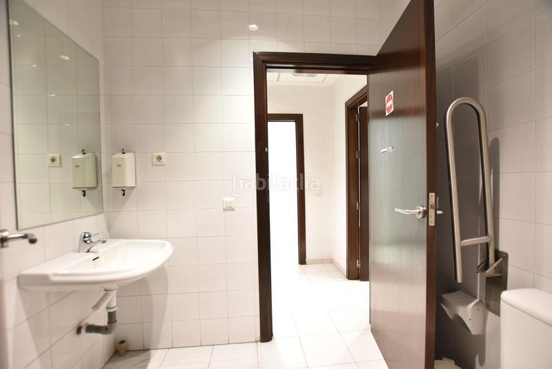 Foto 63ea484e-0ef1-4d6d-bf95-909644f9d17b. Location local commercial dans Camino de Ronda Granada