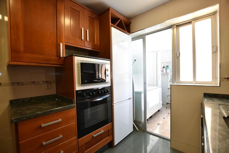 Foto 04f4cef0-e58b-4bc3-909a-d38aa762f803. Rent flat with heating in Cervantes Granada