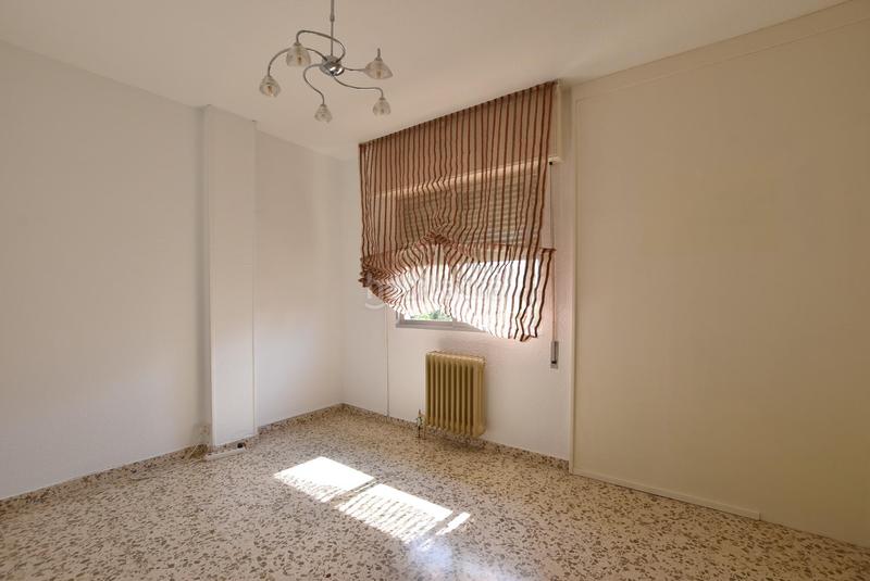 Foto 30b62f21-8ac3-4b43-b9f8-d6756c32a231. Rent flat with heating in Cervantes Granada
