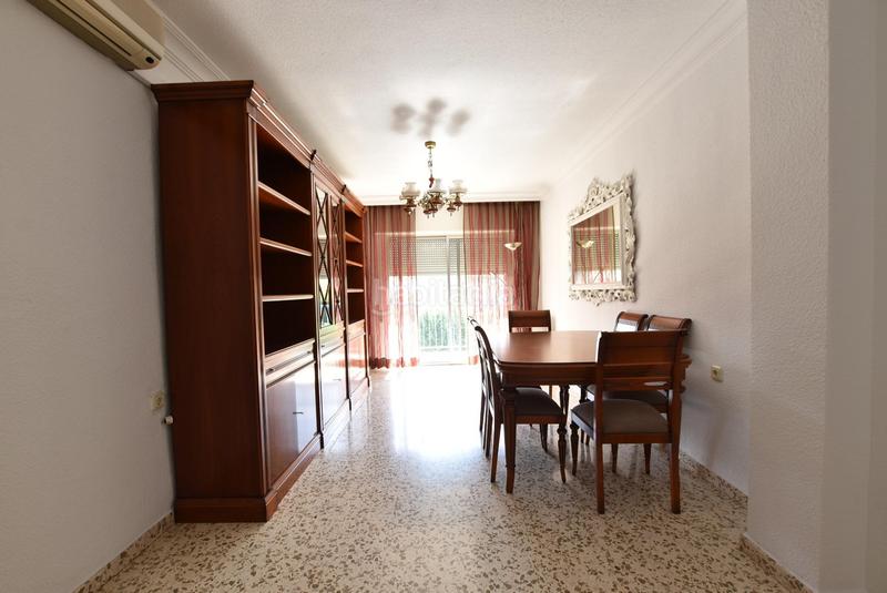 Foto c231debe-1b5a-4e0f-ac8f-5842a5fab34f. Rent flat with heating in Cervantes Granada