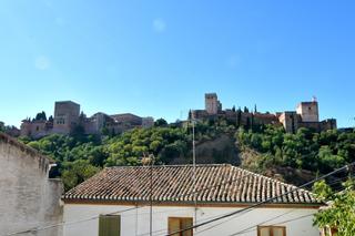 Location Maison jumelée  Calle san juan de los reyes. Albaicin