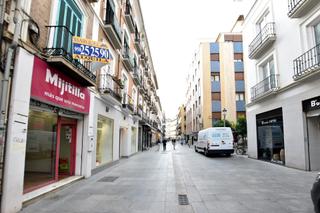 Alquiler Local Comercial  Calle alhondiga. Edificio en calle alhondiga