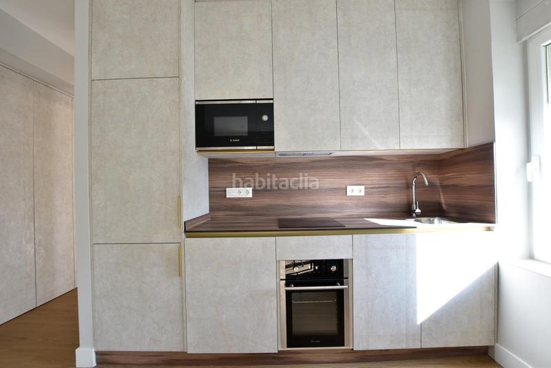 Foto 17f1195d-3e5c-4dae-b5b1-9d61d5a1c6c5. Alquiler piso paseo de la bomba en San Matías - Realejo Granada