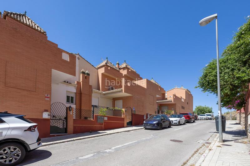 Foto 646c4ab6-06d8-44e3-9225-3607f7a3640d. Casa adossada amb calefacció aparcament piscina a Granada