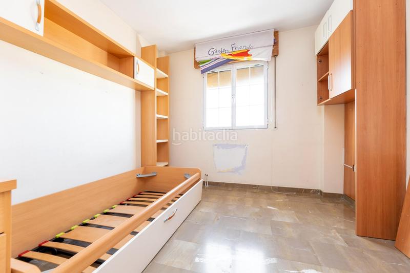 Foto 1ef8a9b2-c8c0-4bc0-beb7-a0fdcf52a9ae. Casa aparellada amb aparcament a Alfacar