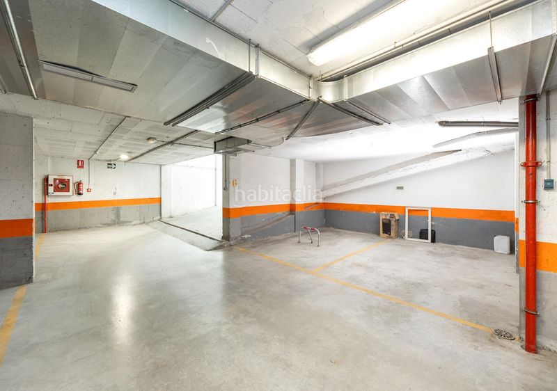 Foto 40800205-f981-40f4-b001-f6181ed2be85. Pis amb aparcament a Monachil pueblo Monachil