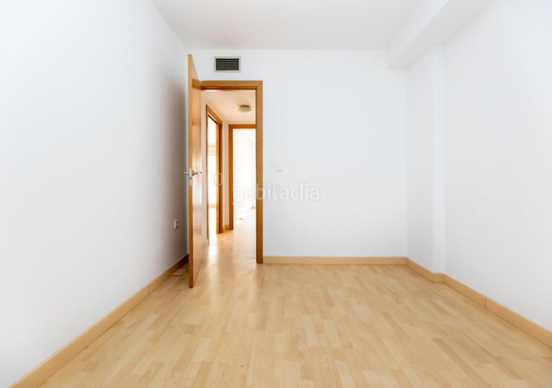 Foto bb0482d2-4df2-4452-b22a-63584fb3f3de. Pis amb aparcament a Monachil pueblo Monachil