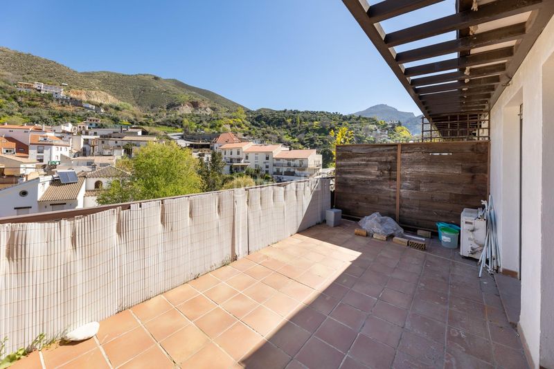 Foto dbef7d75-89d0-4923-81d1-bdff05abb49f. Pis amb aparcament a Monachil pueblo Monachil