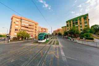 Rent Flat  Calle arquitecto  felipe jimenez lacal. Junto mondragones