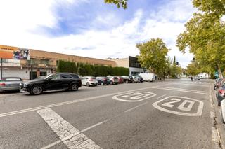 Rent Office space in Barrio de Zaidín. Calle beethoven