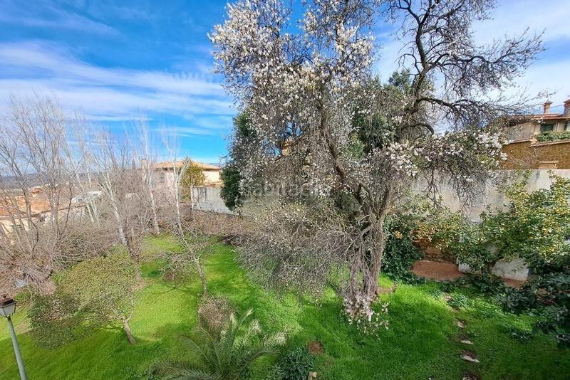 Foto 439bf418-5930-42a8-abbf-a09970fe74e1. Chalet espectacular chalet con piscina y vistas a la ciudad en Monachil