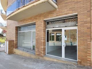 Local commercial  Gaud. Local en venta en castellbisbal