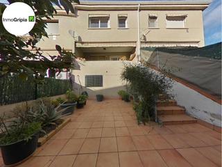 Maison jumelée à Les Arenes - La Grípia - Can Montllor. Casa adosada en venta en les arenescan montllorla grípia08227