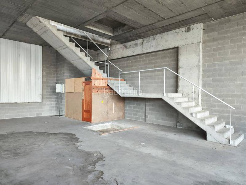 Foto 350f57a6-346e-40df-afd0-f129ad6bd5ec. Affitto capannone industriale in Gràcia Sabadell