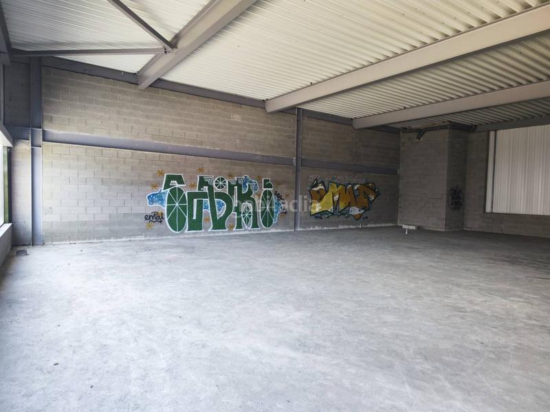 Foto 956c319a-232c-4df5-8e07-e5b02d006231. Affitto capannone industriale in Gràcia Sabadell