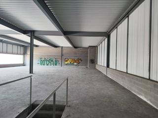Lloguer Nau industrial a Gràcia. Nave comercial en alquiler en can parellada08227