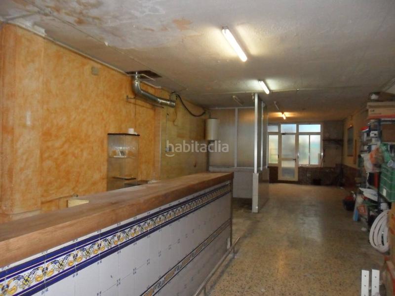 Foto 3e03bf1a-88bb-40c9-8384-7f4117bc2007. Local comercial a Les Arenes - La Grípia - Can Montllor Terrassa