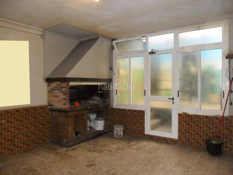 Foto dbefba50-7d79-4be8-85c8-7f261f4d120c. Local comercial a Les Arenes - La Grípia - Can Montllor Terrassa