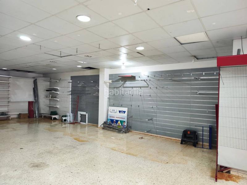 Foto e5123aad-7a94-4d7b-8174-44e942a7322d. Lloguer local comercial a Les Arenes - La Grípia - Can Montllor Terrassa