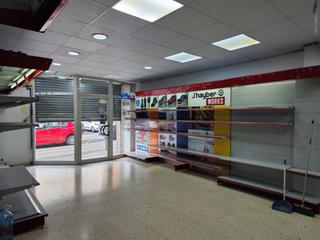 Rent Business premise in Les Arenes - La Grípia - Can Montllor. Local en alquiler en la grípia